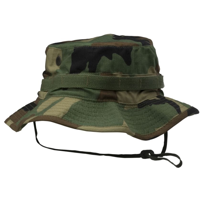 KLOBOUKY - ČEPICE...