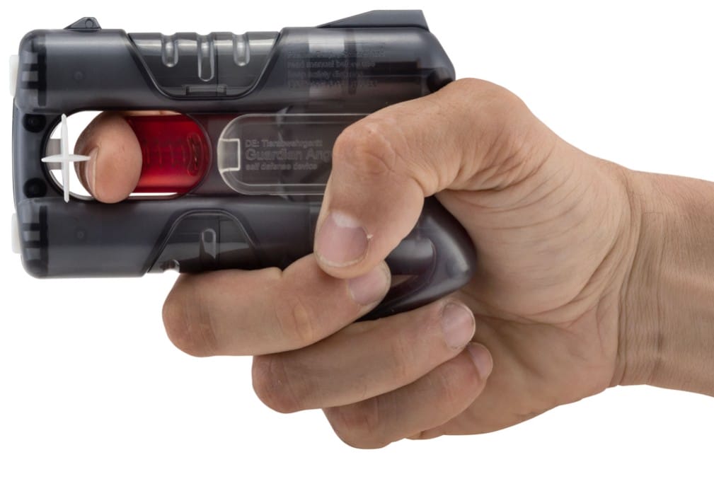 KOMPAKTNÍ OBRANNÉ PROSTŘEDKY