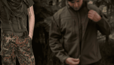 OBLEČENÍ A OBUV OBLEČENÍ A OBUV