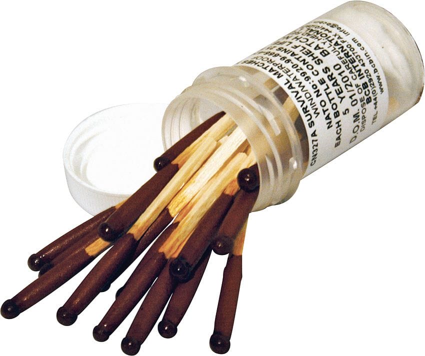 ZAPALOVAČE - ZÁPALKY