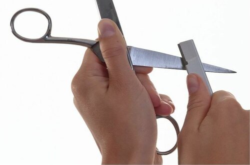 Ostřič nástrojů Swiss Istor