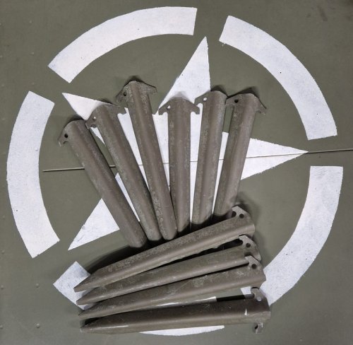 Kolík stanový ALU orig. US zelený 30cm použitý