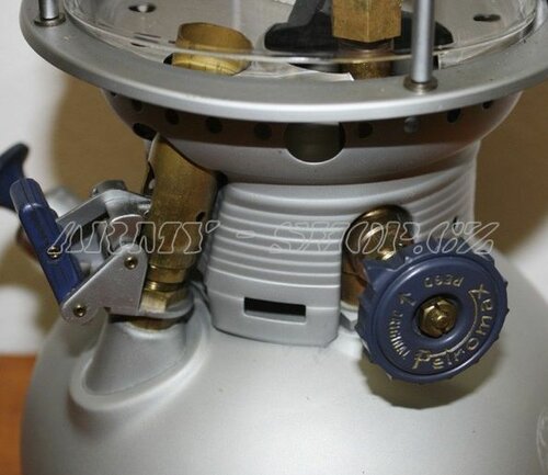 Petrolejová lampa Petromax BW