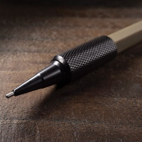 Tužka pentilka MECHANICAL CLICKER All-Weather DARK EARTH