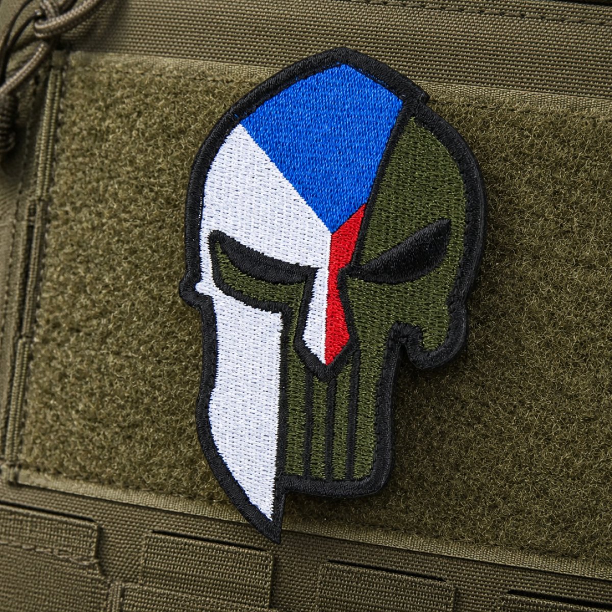 Nášivka SPARTAN PUNISHER vlajka ČR velcro BAREVNÁ