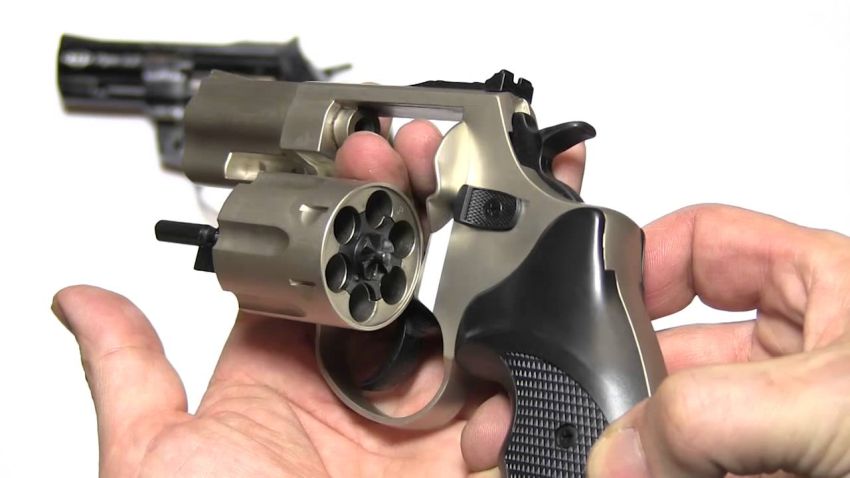 Plynový revolver Zoraki R1 4,5 satén