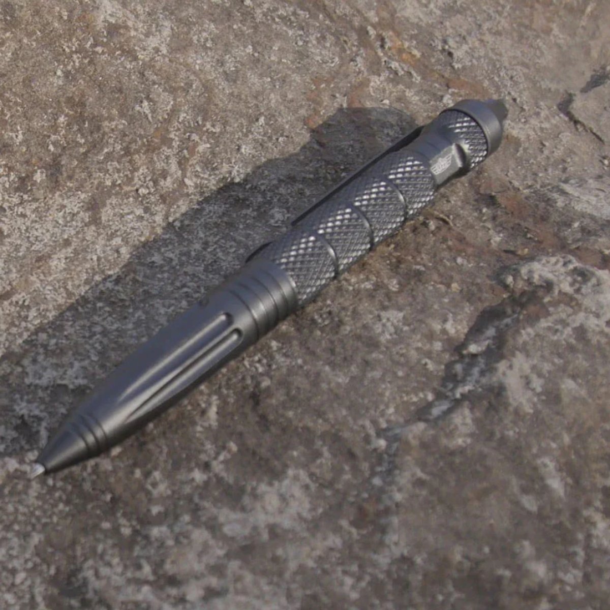 Taktické pero UZI s rozbíječem skla ŠEDÉ